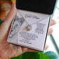 To My Queen Mom - The Sweetest Gift - Love Knot Necklace