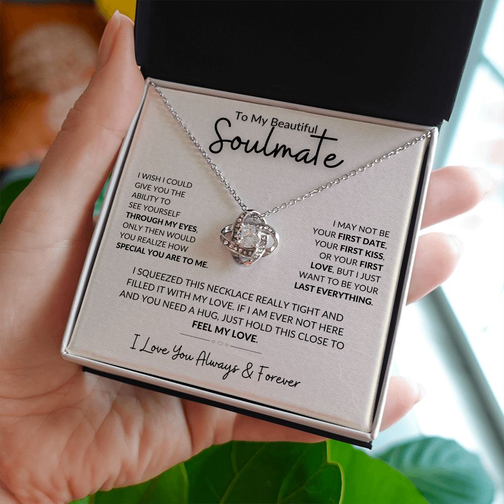 Soulmate- Love Knot Necklace