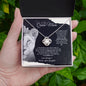 To My Queen Mom - The Sweetest Gift - Love Knot Necklace