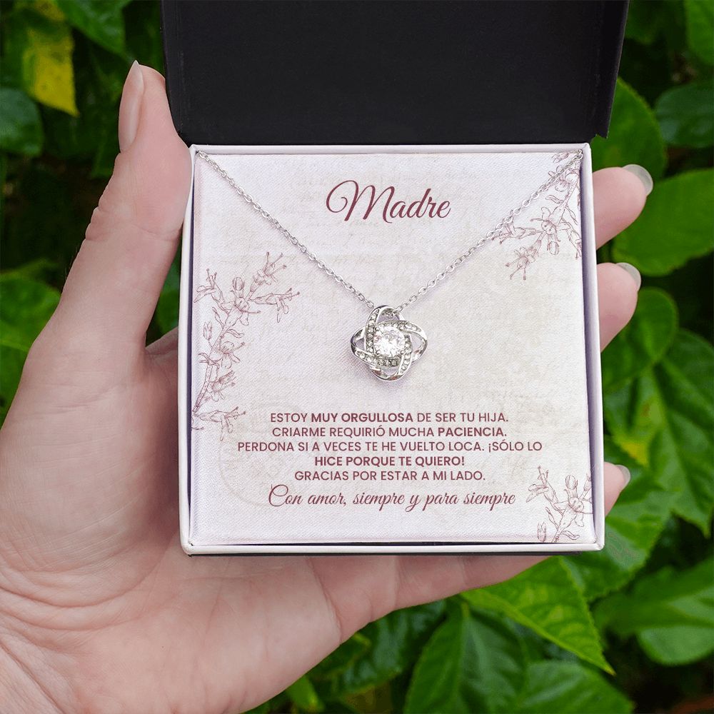 Madre - Love Knot Necklace
