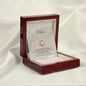 Madre - Love Knot Necklace