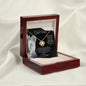 To My Queen Mom - The Sweetest Gift - Love Knot Necklace